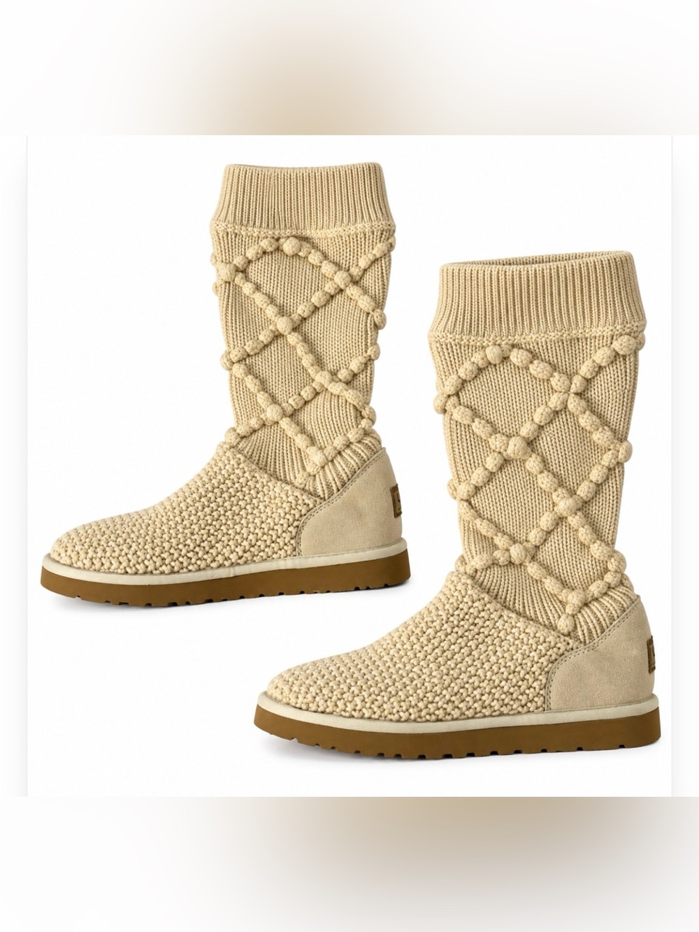 NEVER WORN UGG Women's Knitted Pull-On Boots in Cream Size 7